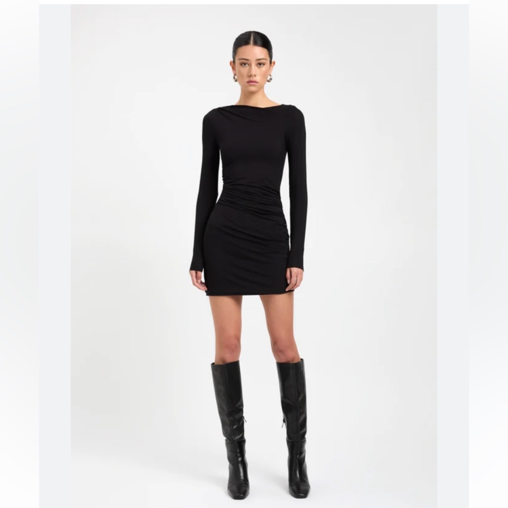 Elizabeth and James deep v rushed dress